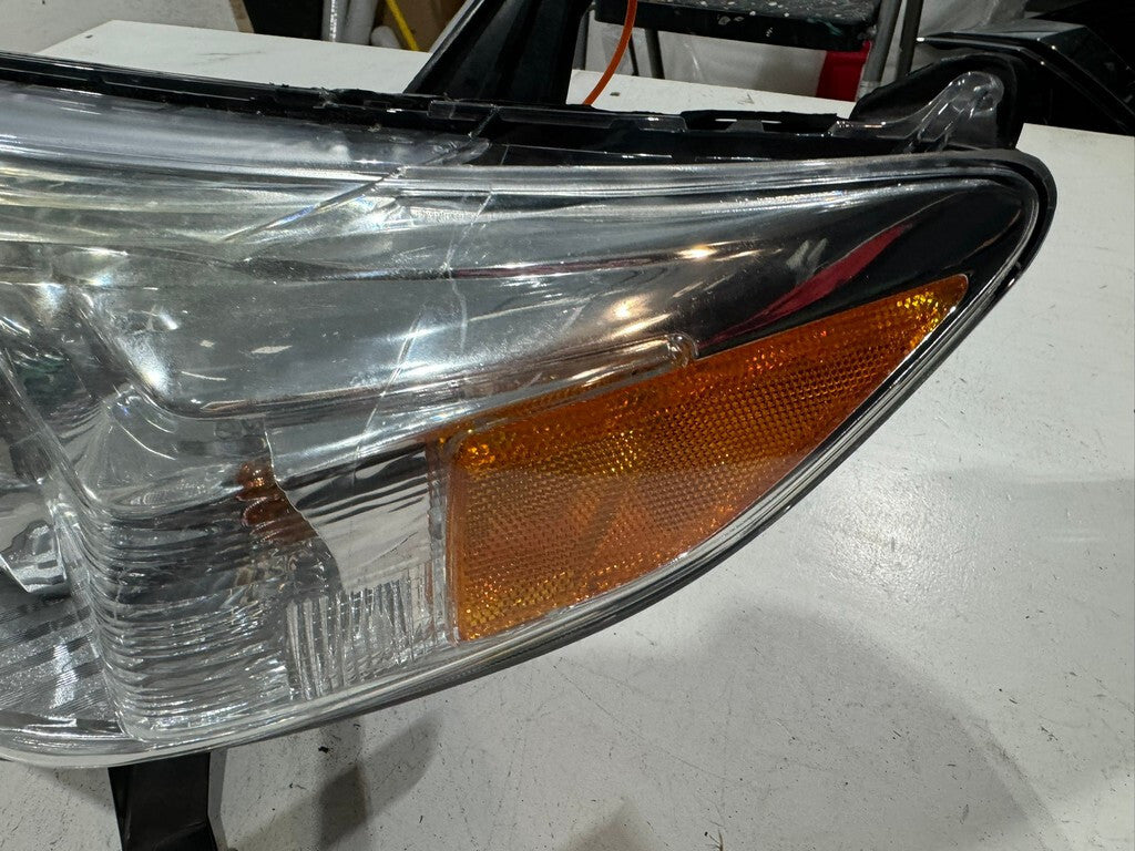 Headlight Damaged 2005-2011 Toyota Sienna Left LH Driver 7357230400 OEM