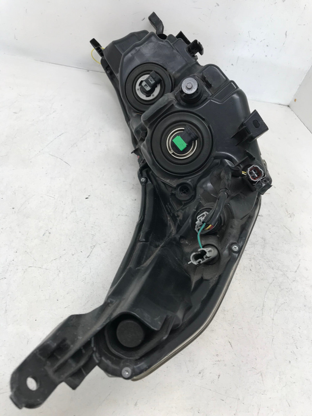 Headlight Damaged Driver LH 2014 2015 2016 Toyota Highlander 3.5L 81110-E250 OEM