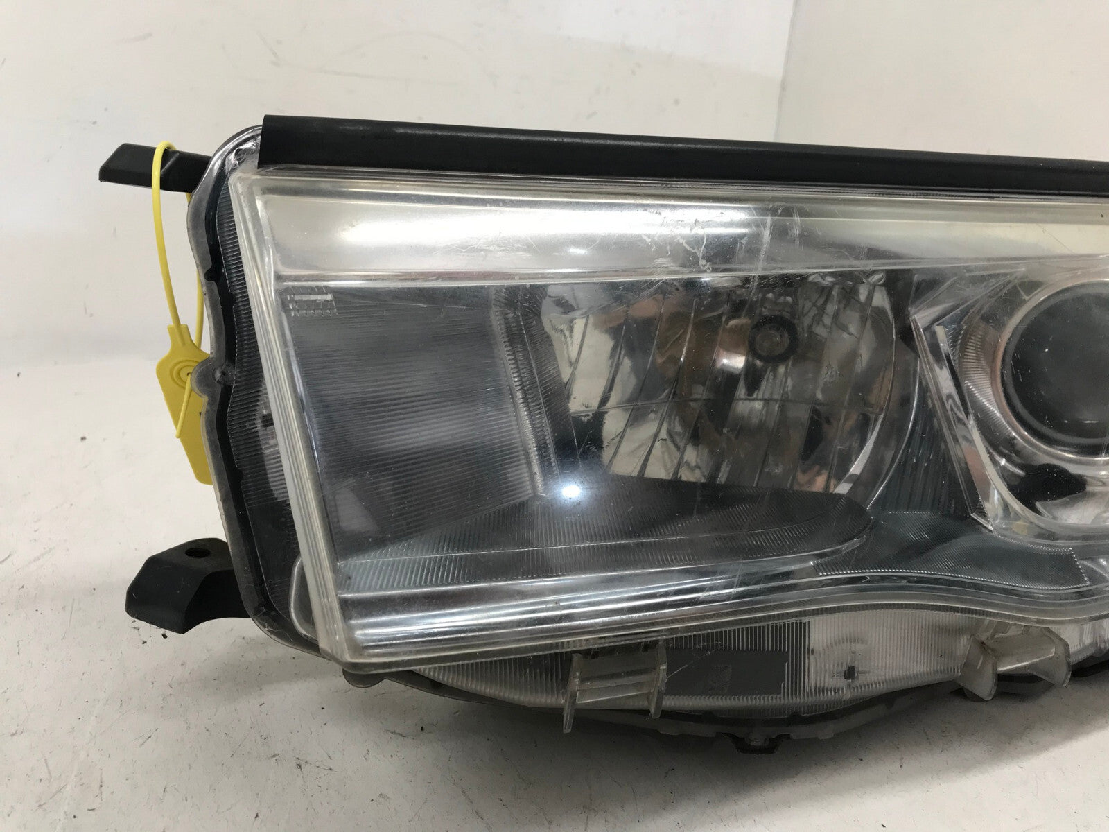 Headlight Damaged Driver LH 2014 2015 2016 Toyota Highlander 3.5L 81110-E250 OEM