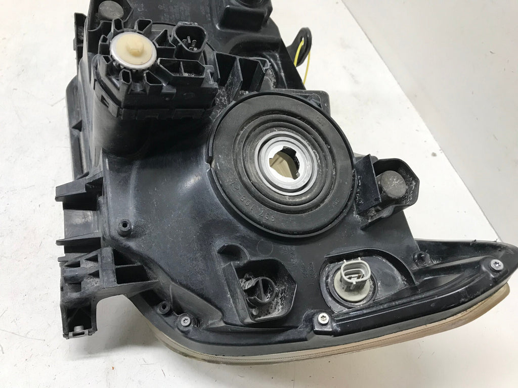 Headlight Damaged Halogen Passenger RH Toyota Sequoia Tundra 2008-2013 OEM4