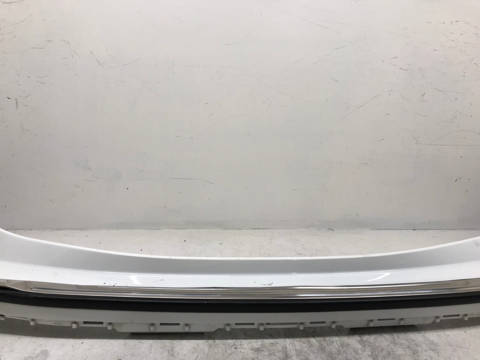 Rear Bumper Cover White Toyota RAV4 2016 2017 2018 52159-0R120 OEM