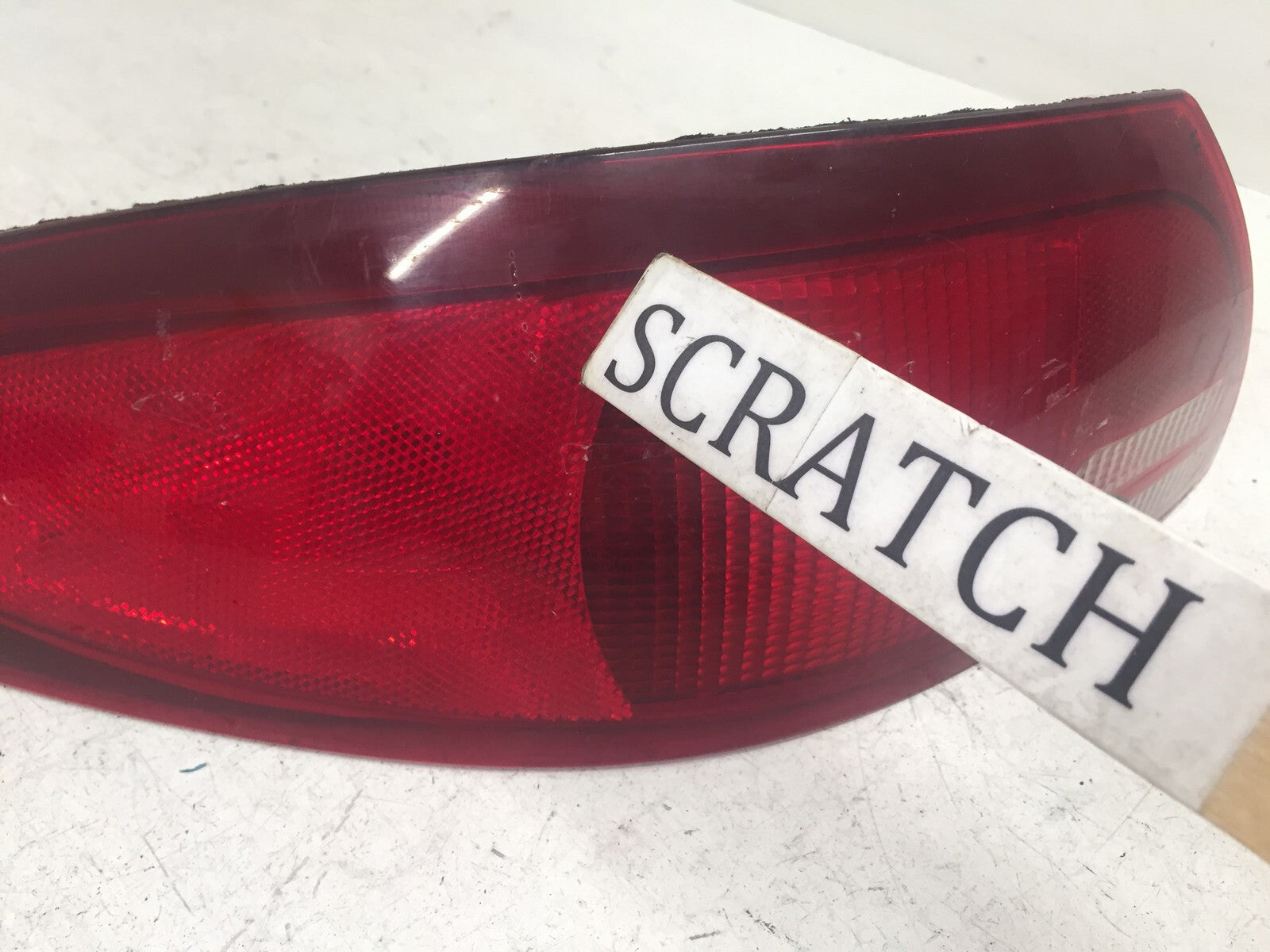 Tail light Damaged Left Driver LH Ford Escort 1998-2002 F8CB-13B505-CA OEM