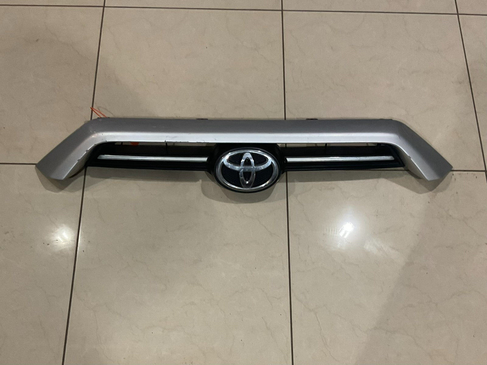 Front Upper Grille 2020 2022 Toyota 4Runner 53116+35050 OEM