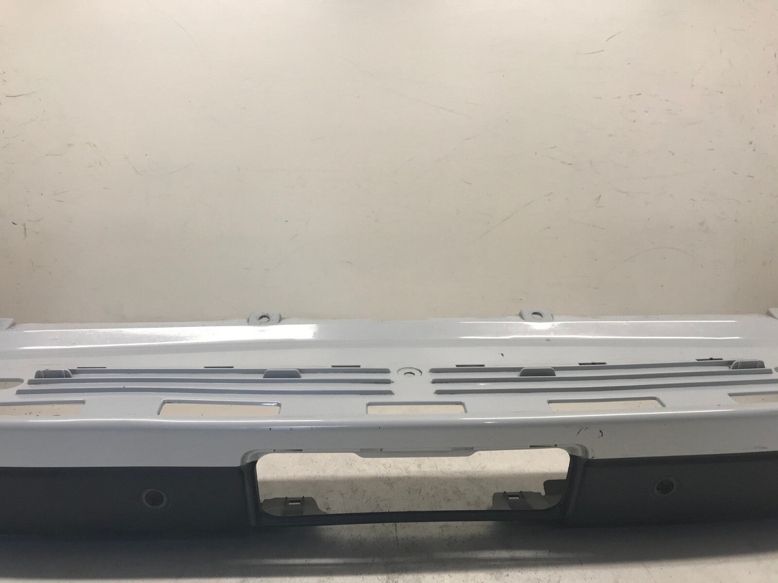 Rear Bumper Cover White Land Rover LR3 HSE SE 2005-2008 w/Sensor Holes OEM