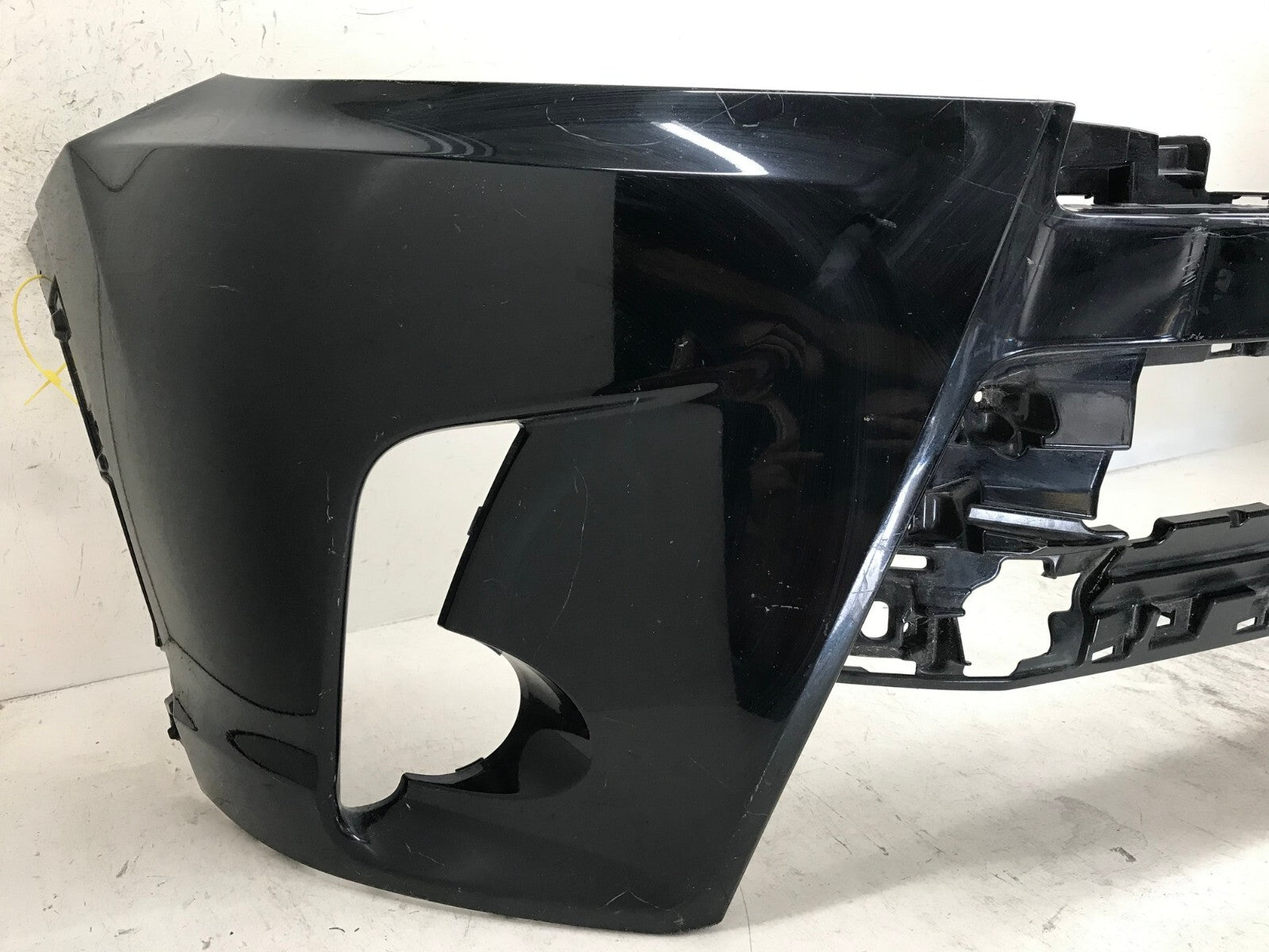 Front Bumper Cover Black 17-2018 Toyota Highlander LE/LE Plus/XLE/SE/Limited OEM