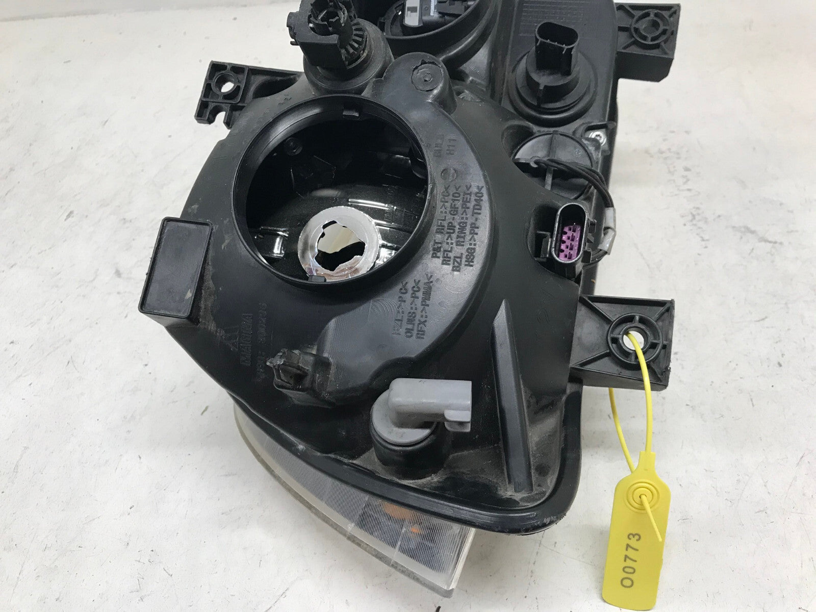Headlight Damaged Left LH Driver Dodge Charger 2011-2014 57010411AE OEM