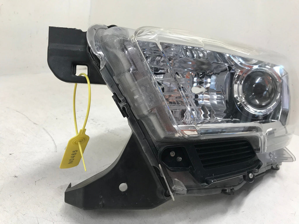 Projector Headlight Damaged Driver LH Toyota Tacoma 2016-2018 8115004250 OEM2