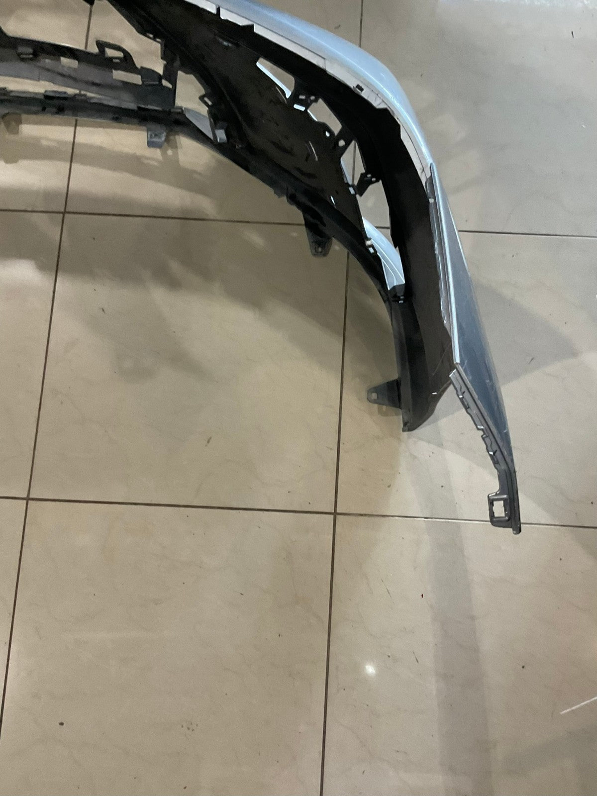 Front Bumper Cover Silver 2019 2020 Lexus Es350 Base Model 52119+06j00 OEM