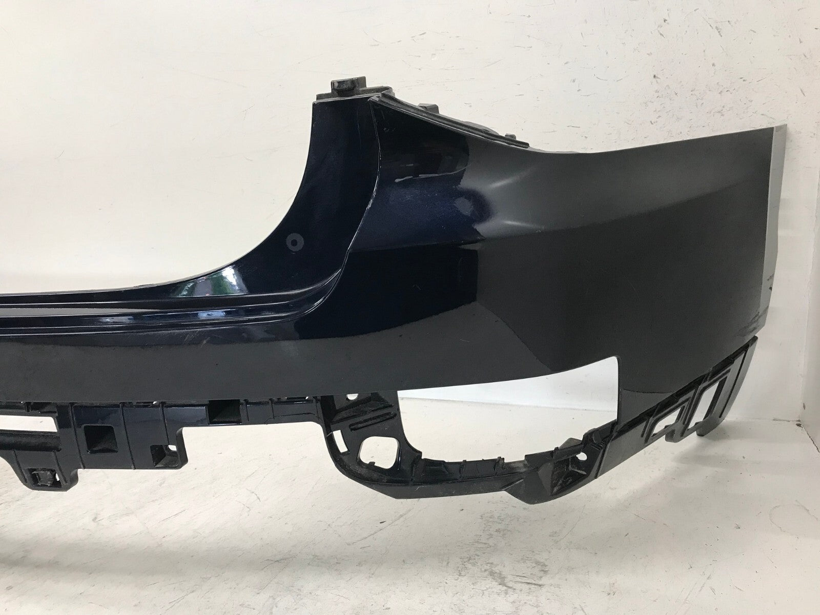 Rear Upper Bumper Cover Black Hyundai Palisade Lted/SE/SEL/SEL Plus/Ultimate OEM