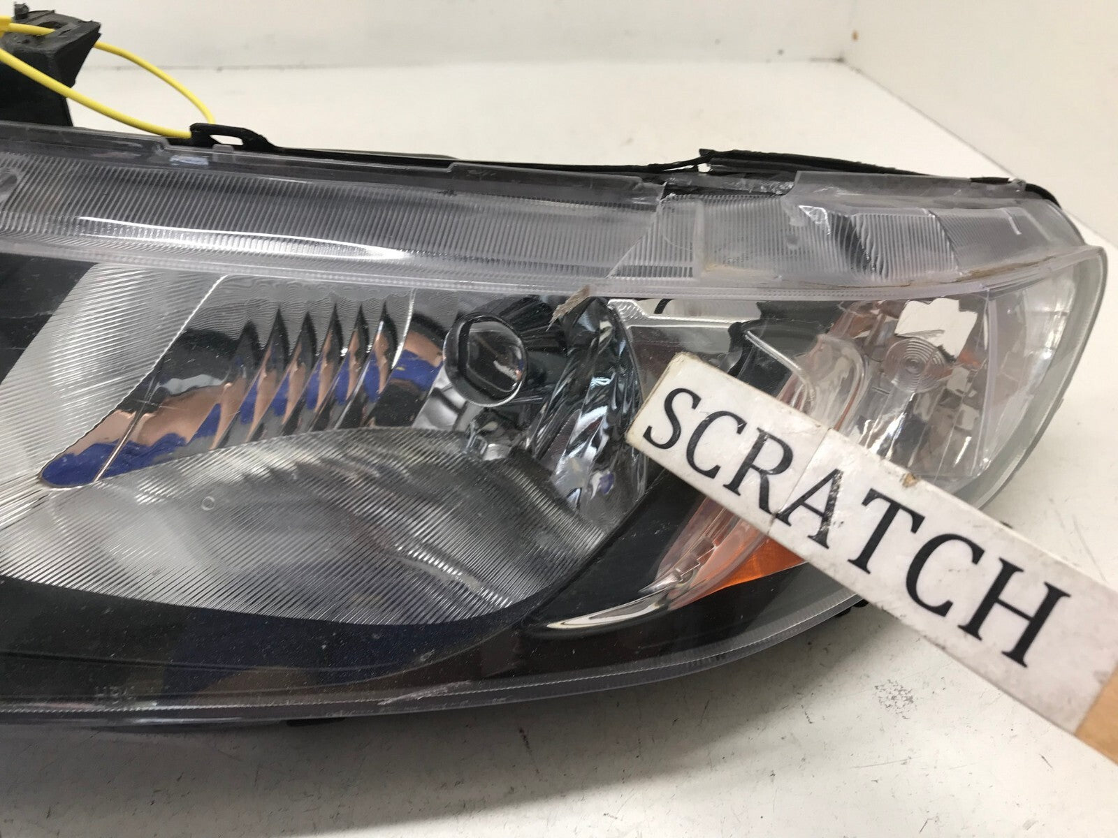 Headlight Damaged Driver LH Left 2006-2011 Honda Civic Sedan 33151SNAA02 OEM