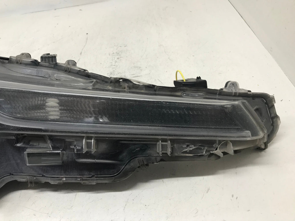Headlight Damaged Right RH Toyota Corolla LE XLE Sedan 20-2021 81110-02S30 OEM