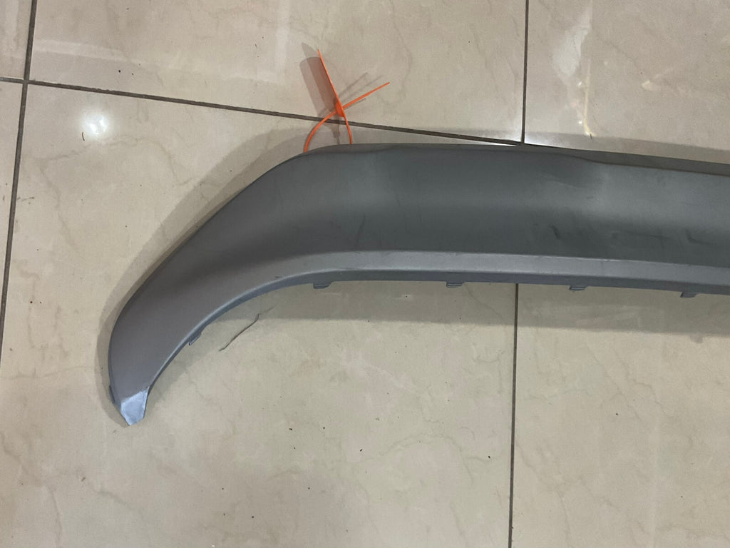 Rear Bumper Lower Skid Plate Grey 19-20 Hyundai Santa Fe Limited 86671+S2000 OEM
