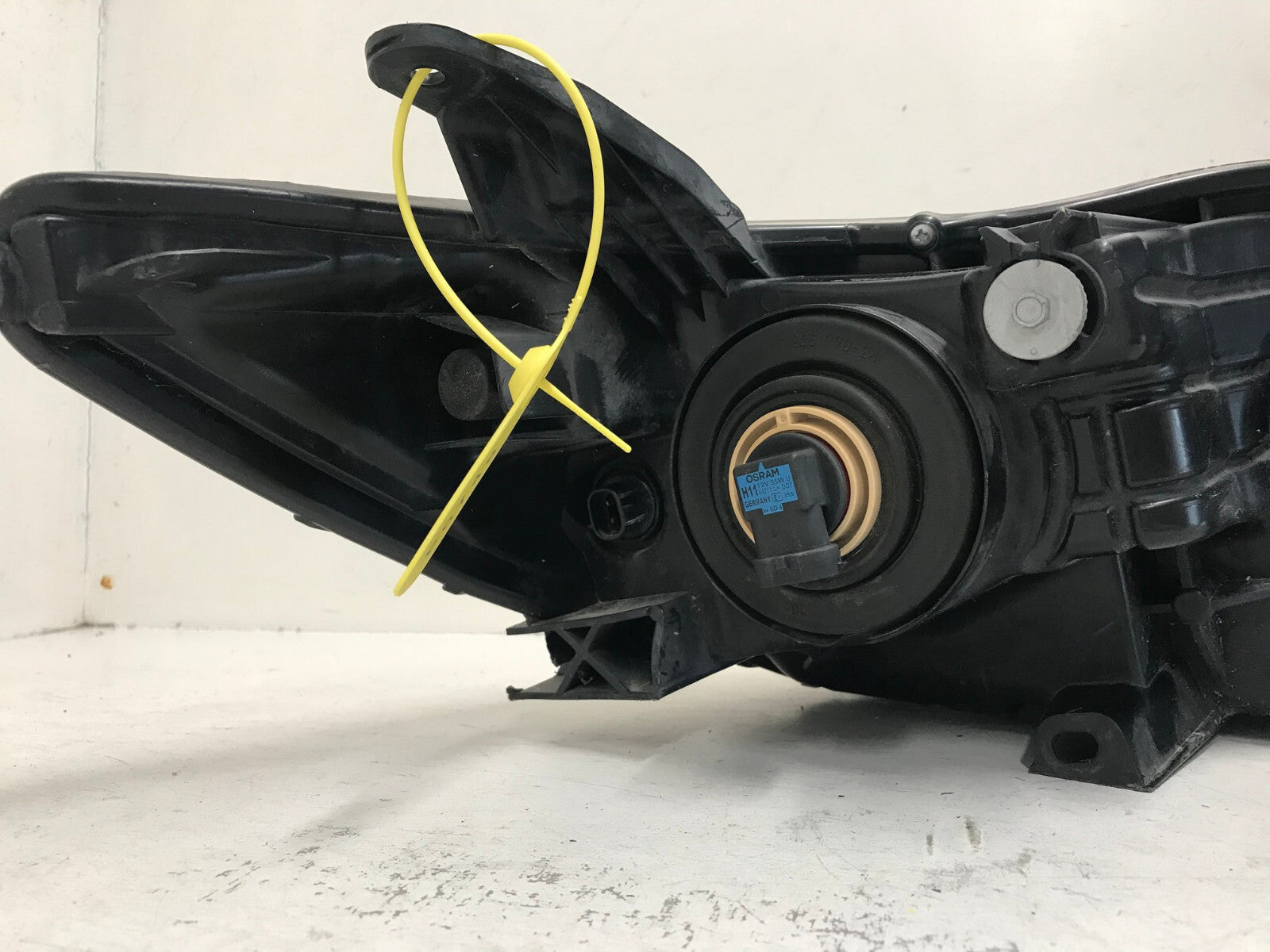 Headlight Damaged Driver LH Toyota Camry Hybrid LE XLE 2015-2017 81150-06D90 OEM