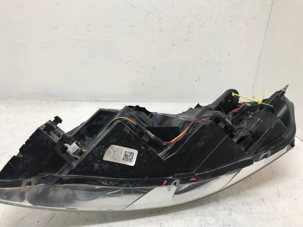 Headlight Damaged Passenger RH Chevy Impala Monte Carlo 2006-2016 25958360 OEM