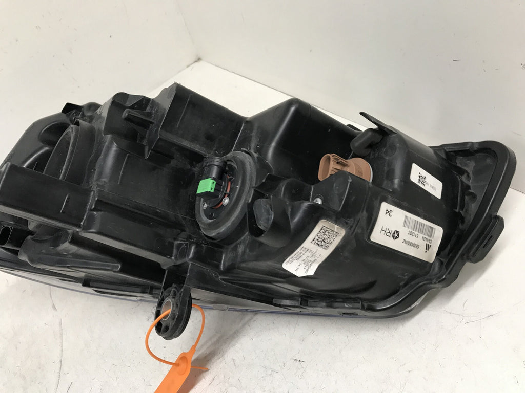 Halogen Headlight Damaged RH Right Dodge grand Caravan 2011-20 68206500AD OEM