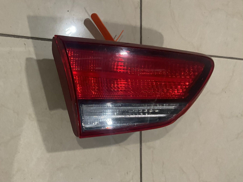 Headlight left LH Driver 2018-2023 Kia Rio Sedan CAPA