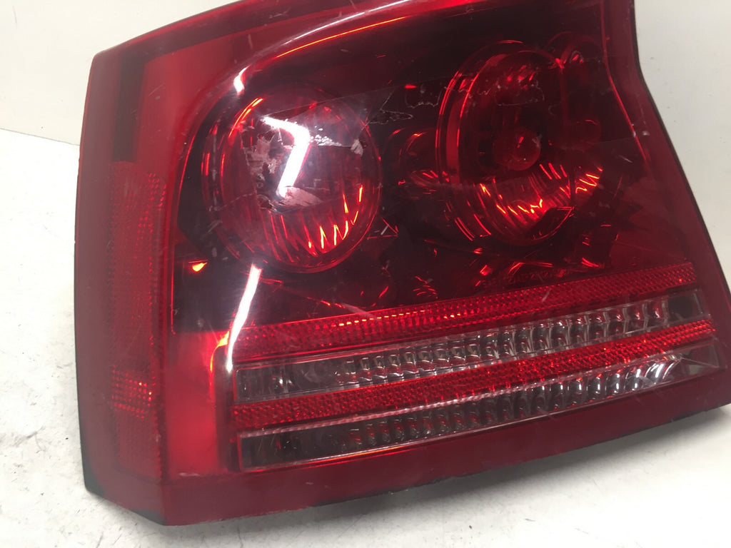 Tail light Damaged Lamp Left Driver Side LH Dodge Charger 2006-2008 OEM