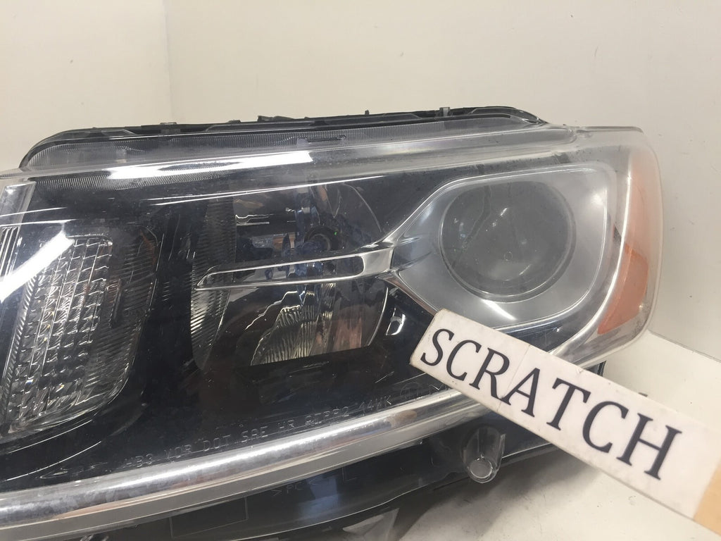 Headlight Damaged Halogen Driver LH Jeep Grand Cherokee 2014-2016 68110997AD OEM