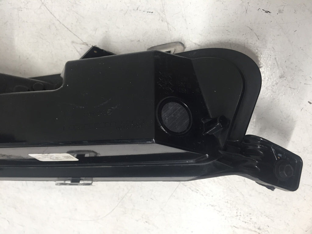 Fog light Damaged Left Side LH Chevy Impala 2014 2015 2016 2017 300461-AA OEM