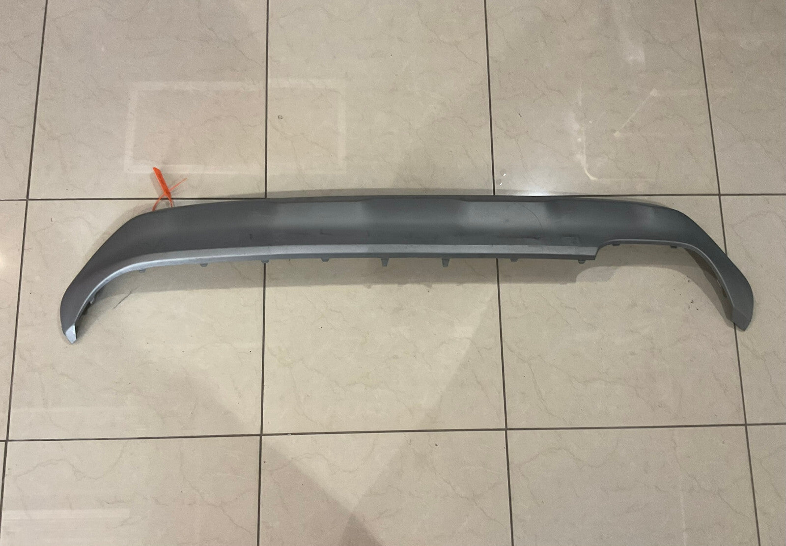 Rear Bumper Lower Skid Plate Grey 19-20 Hyundai Santa Fe Limited 86671+S2000 OEM