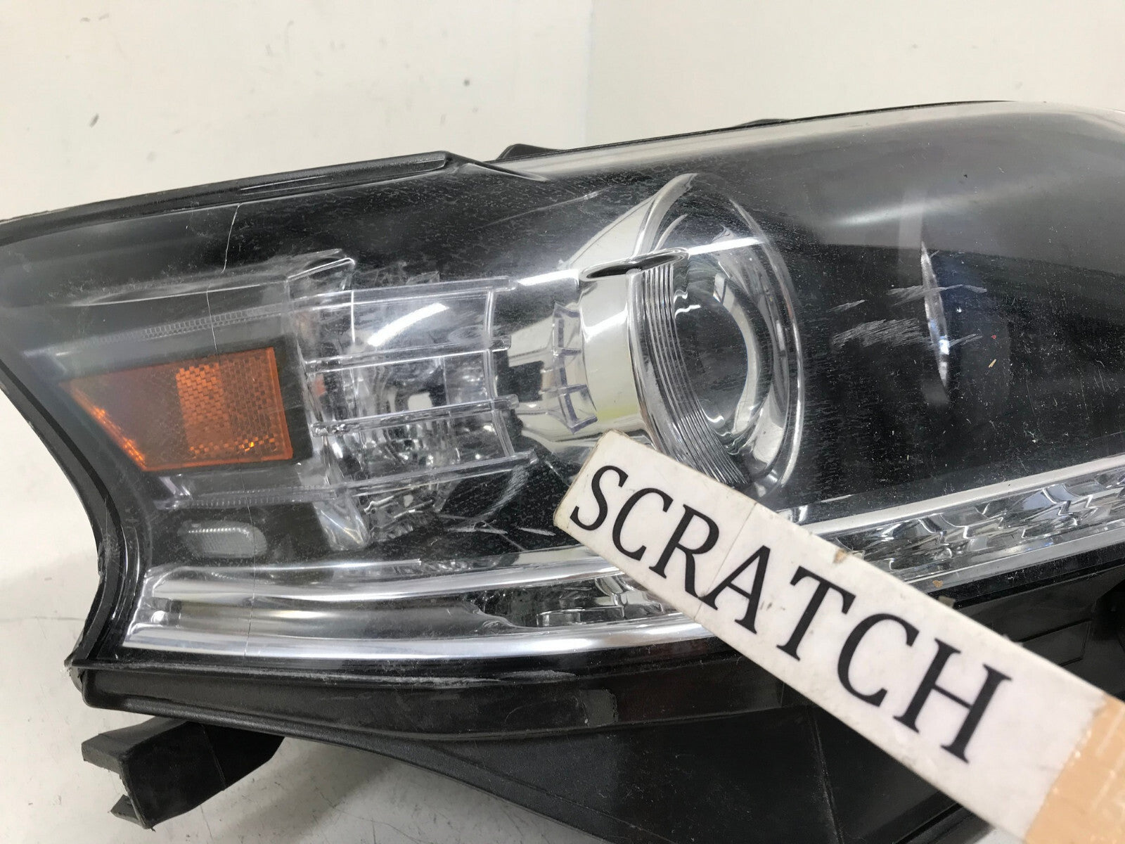 Headlight Damaged HID Halogen Right RH Lexus RX350 RX450H 13-2015 8117048A80 OEM