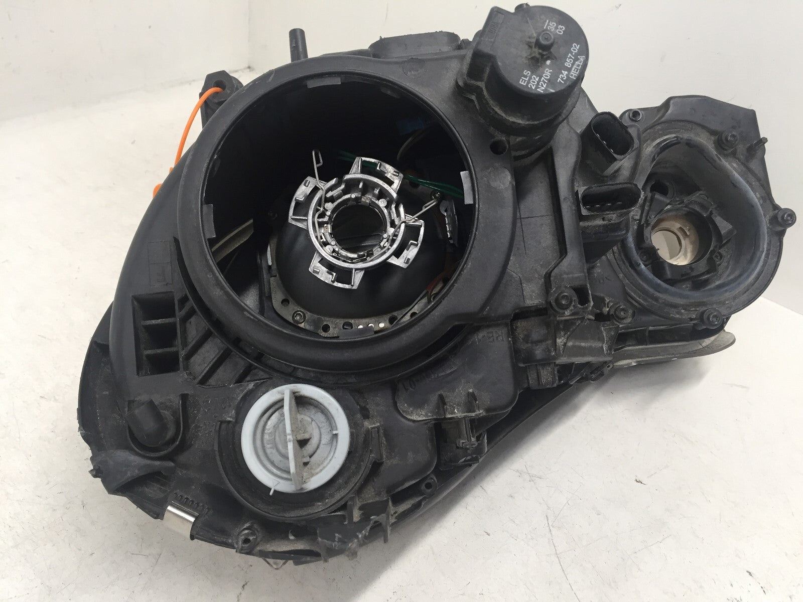 Headlight Damaged Passenger right side Mercedes Benz W211 E Class 2003-2006 OEM