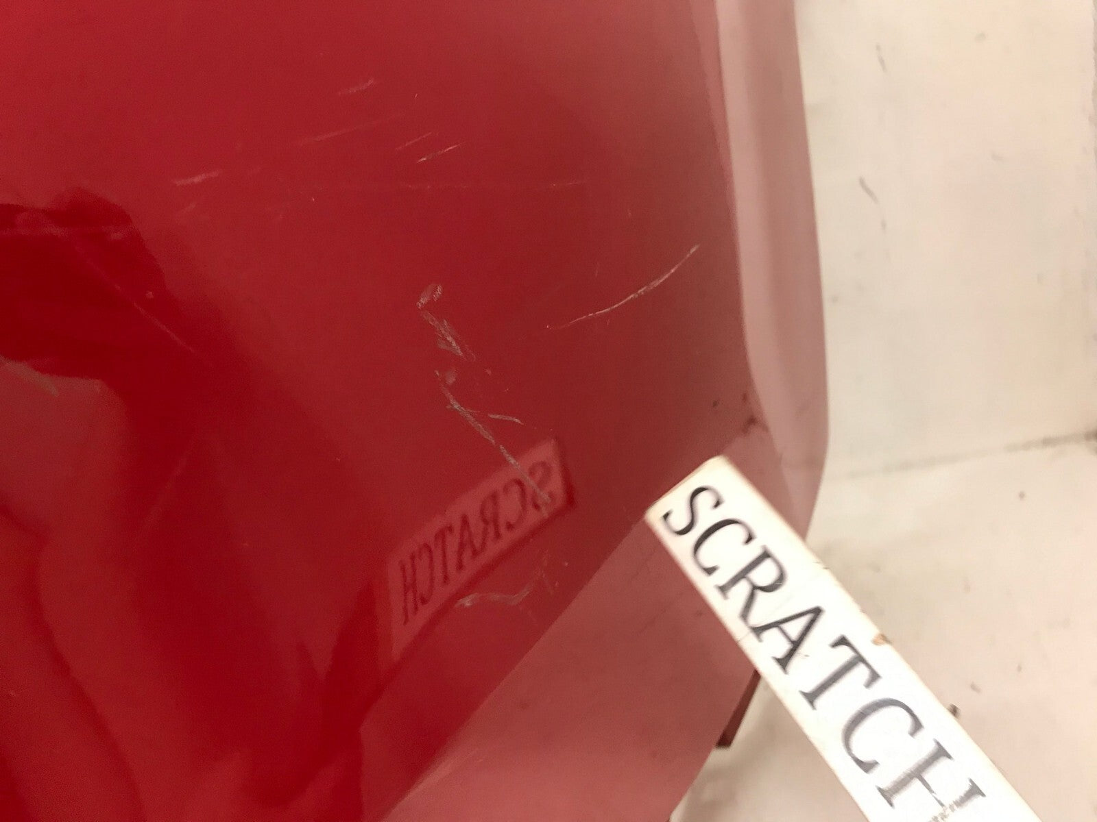 Rear Bumper Cover Red Hyundai Santa Fe SE/SEL/XRT/Lim 2021-2022 86611-S2500 OEM