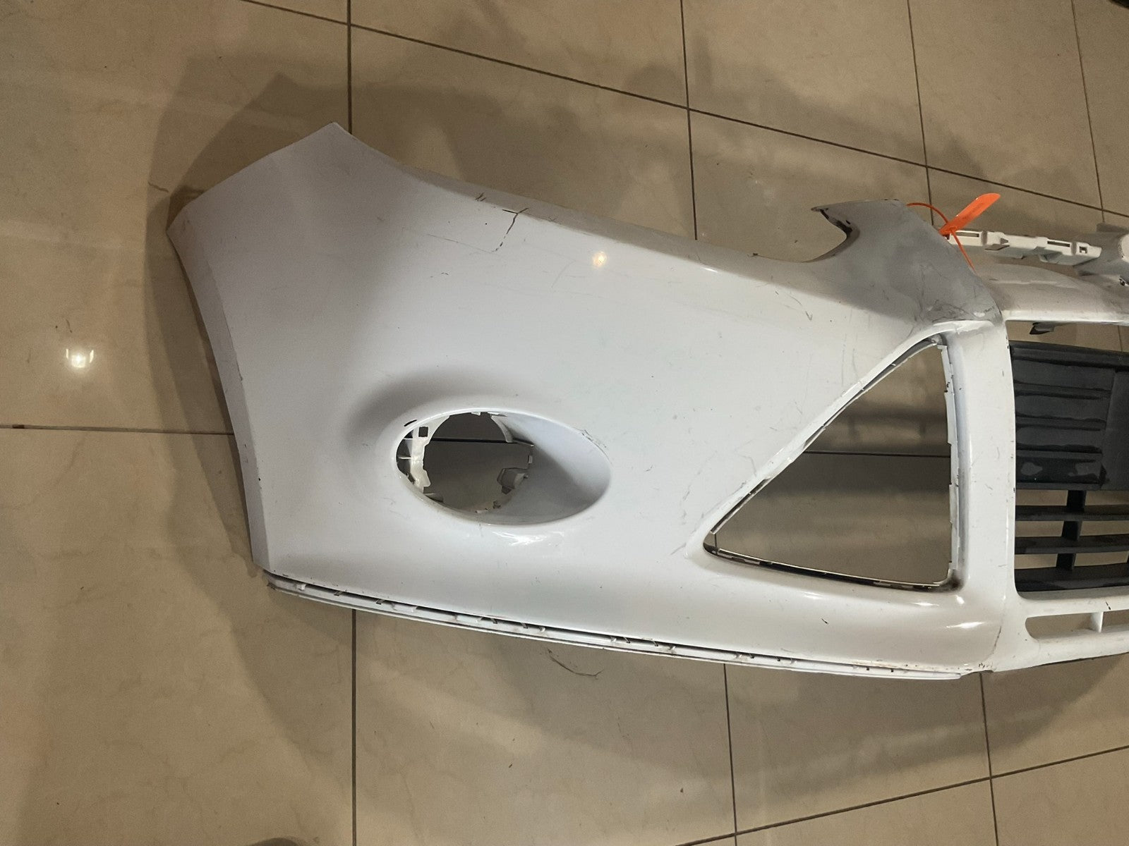 Front Bumper Cover White 2012-2014 Ford Focus bm51 17757 c OEM
