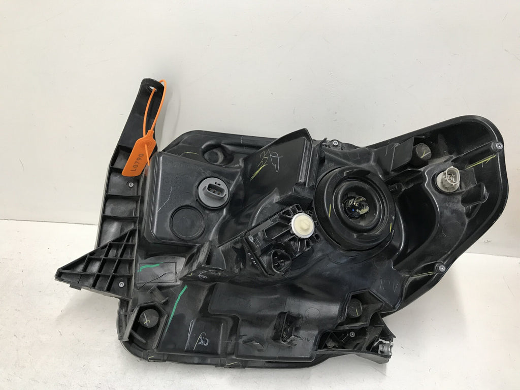 Head light Damaged Lamp Right Passenger RH Toyota Tundra 2014-2020 OEM3