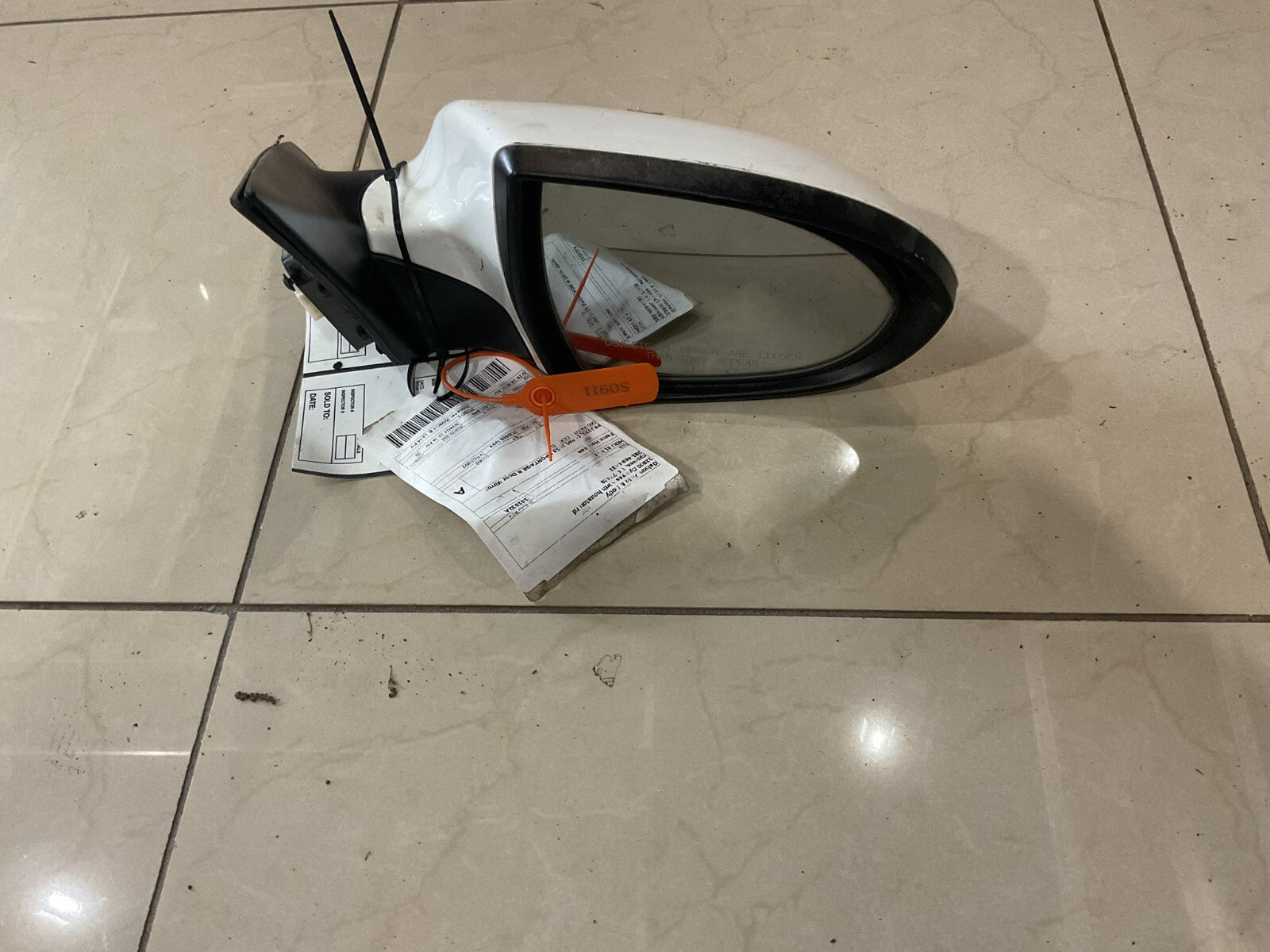 Mirror Left Driver LH White 2011-2016 Kia Sportage CAPA