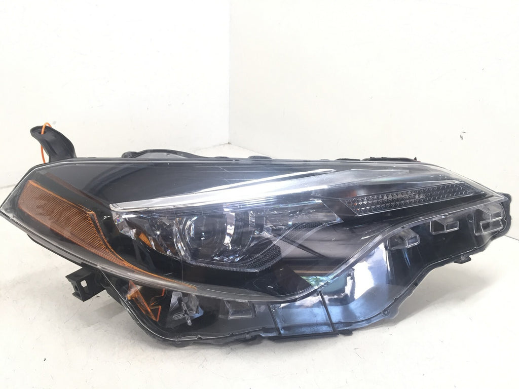 Headlight Damaged Headlamp passenger RH Toyota Corolla CE L LE LE ECO 17-19 OEM