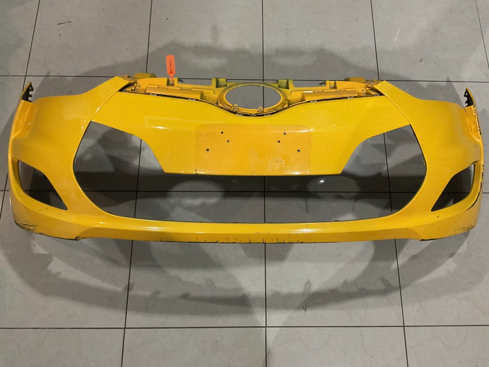Front Bumper Cover Yellow Hyundai Veloster 2012-2017 86511+v20000 OEM
