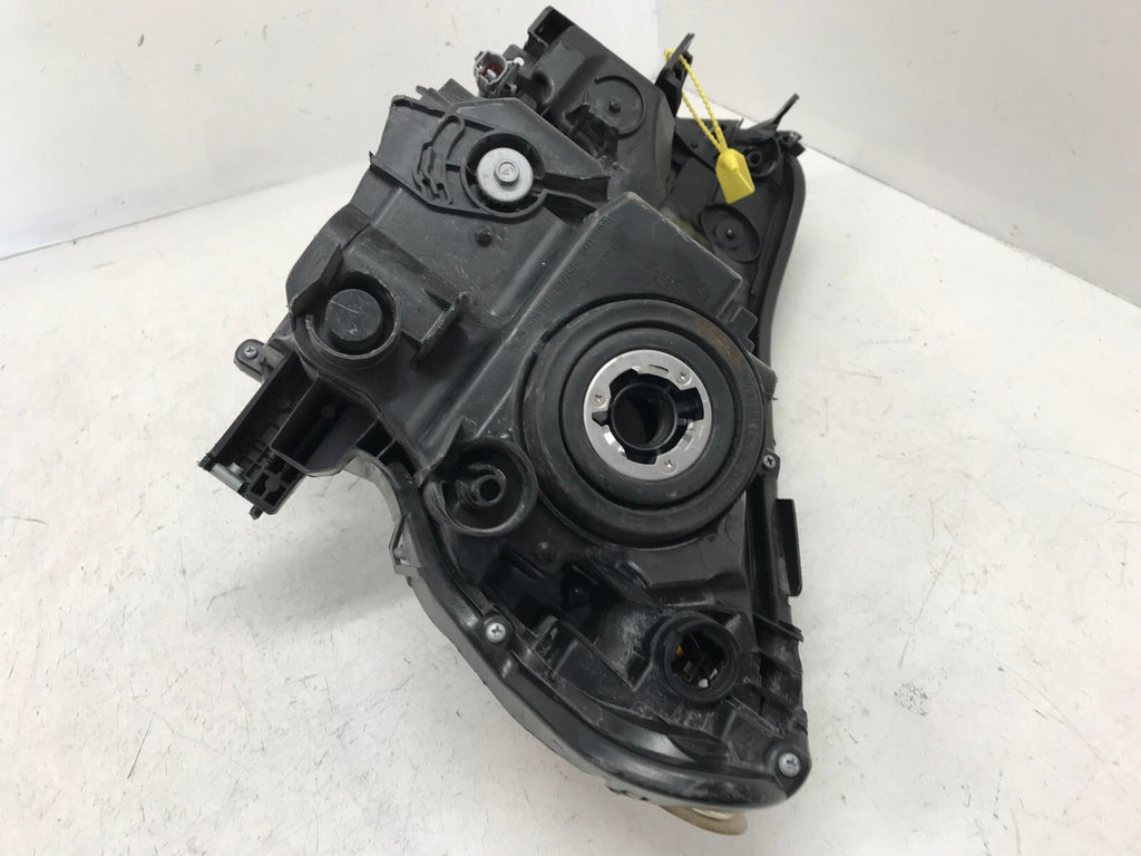 Headlight Damaged Right RH Passenger Toyota RAV4 2016 2017 2018 81110-0R080 OEM