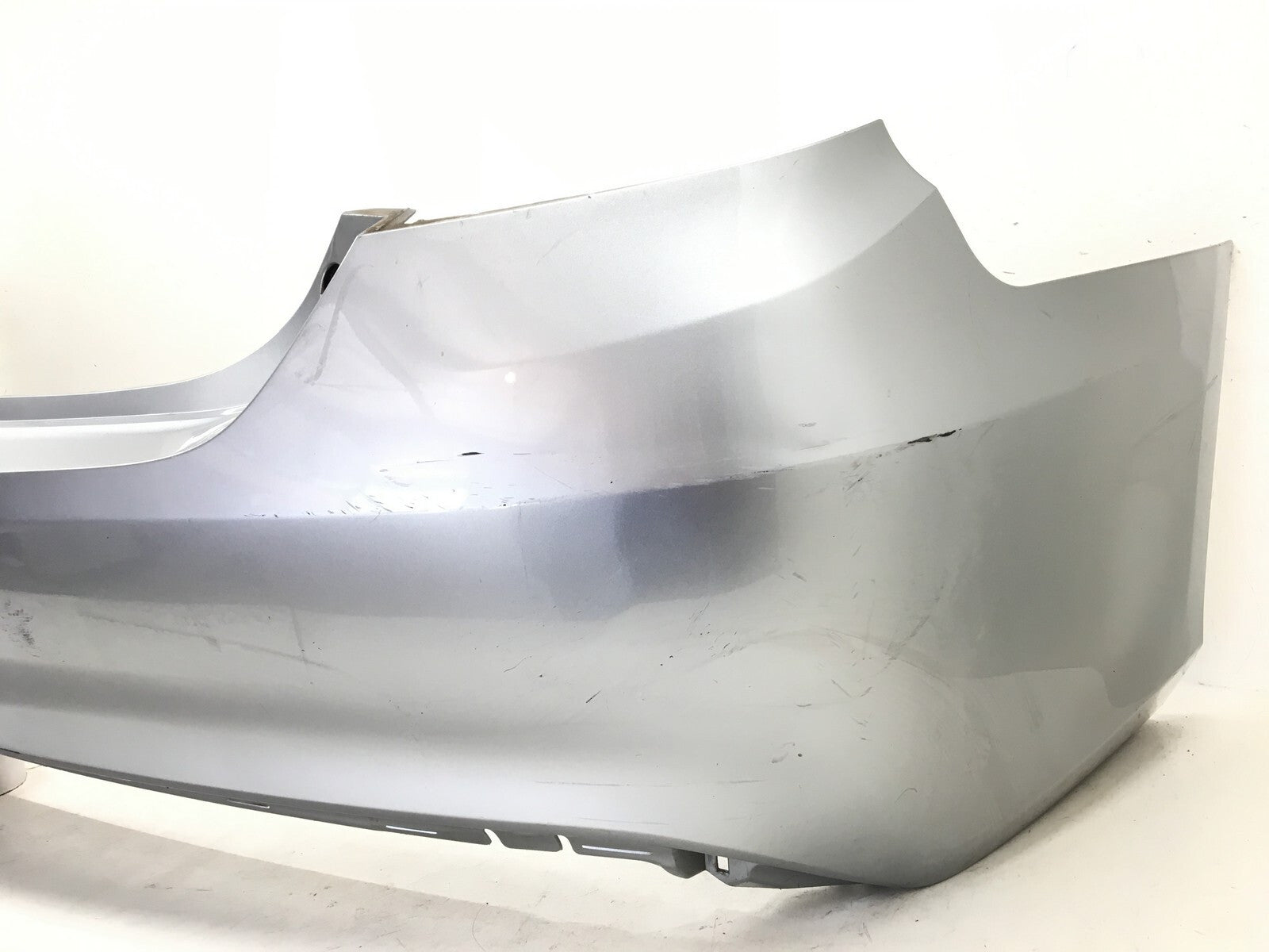 Rear Bumper Cover Toyota Camry LE XLE SE XSE Hybrid LE Hybrid XLE 1J9 15-17 OEM4