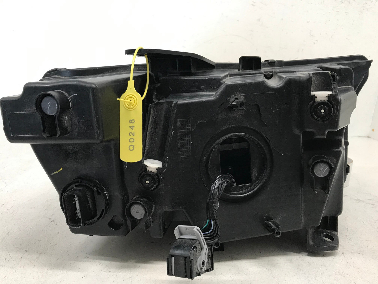 Headlight Damaged Left LH Driver 2021-2023 Jeep Grand Cherokee 68376987AF OEM