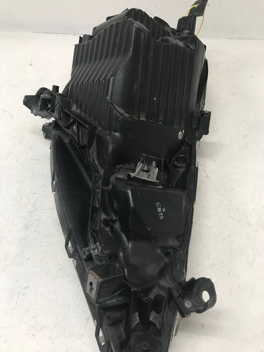 Headlight Damaged Driver LH 2009 2010 2011 Honda Fit Sport Model 33150TK6A11 OEM