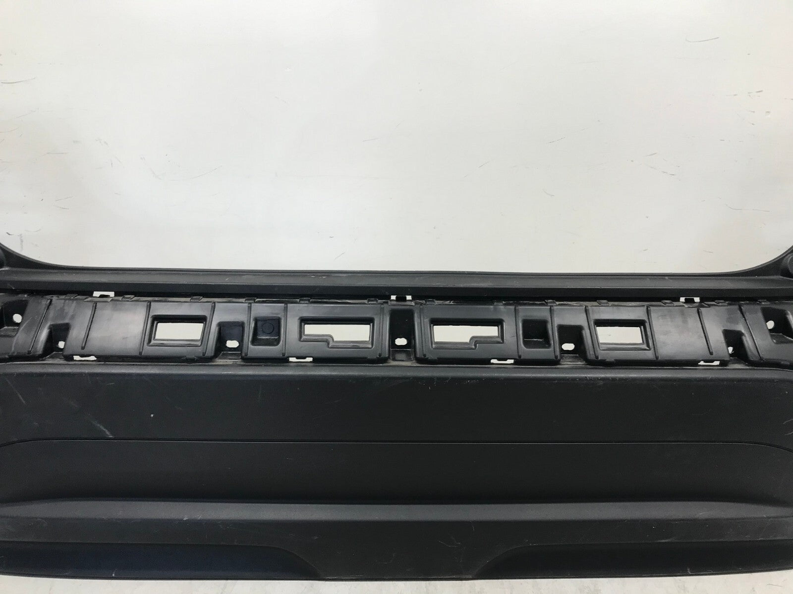 Rear Bumper Cover Hyundai Kona SE SEL 2018 2019 86610-J9000 OEM7