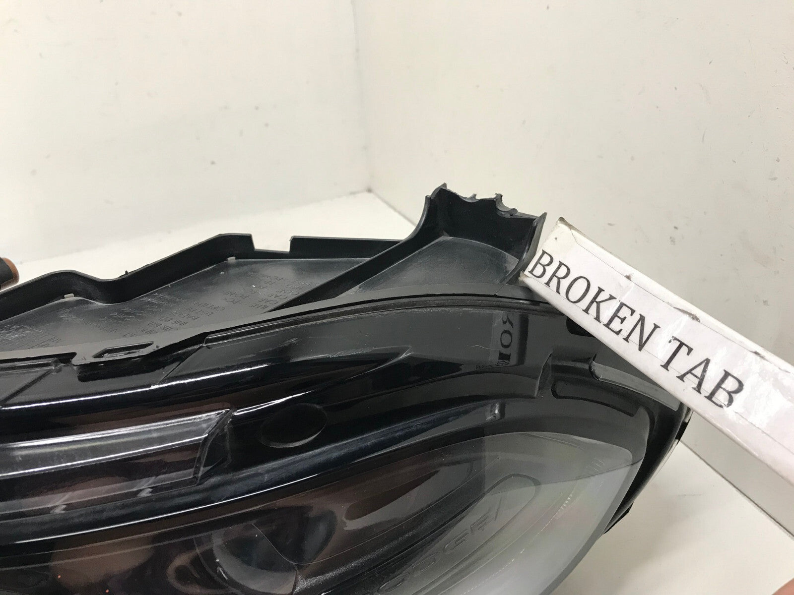 Headlight Damaged Left LH Driver Dodge Charger 2015-2018 68214399AC OEM