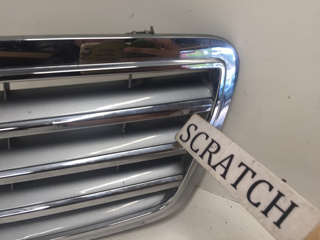 Grille Grill Mercedes benz C Class C230 C280 C320 2005-2007 A2038800223 OEM