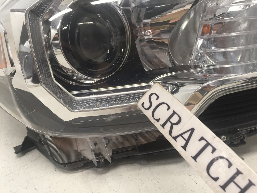 Headlight Damaged Right Passenger RH Toyota Tacoma 2016-2019 81110-04270 OEM
