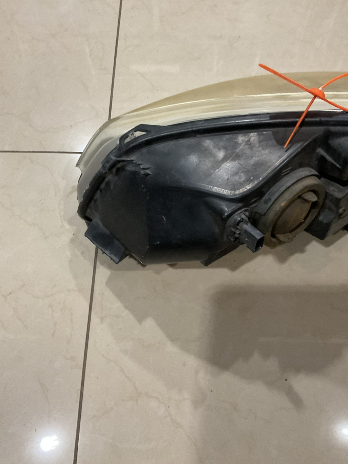 Headlight Right Passenger RH 13-16 Ford Escape CAPA