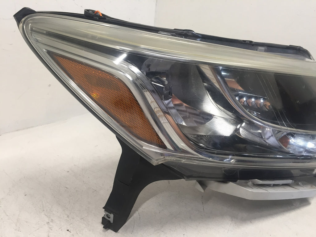 Headlight Damaged Right Side RH Nissan Pathfinder 2013-2016 26010-3KA0A OEM