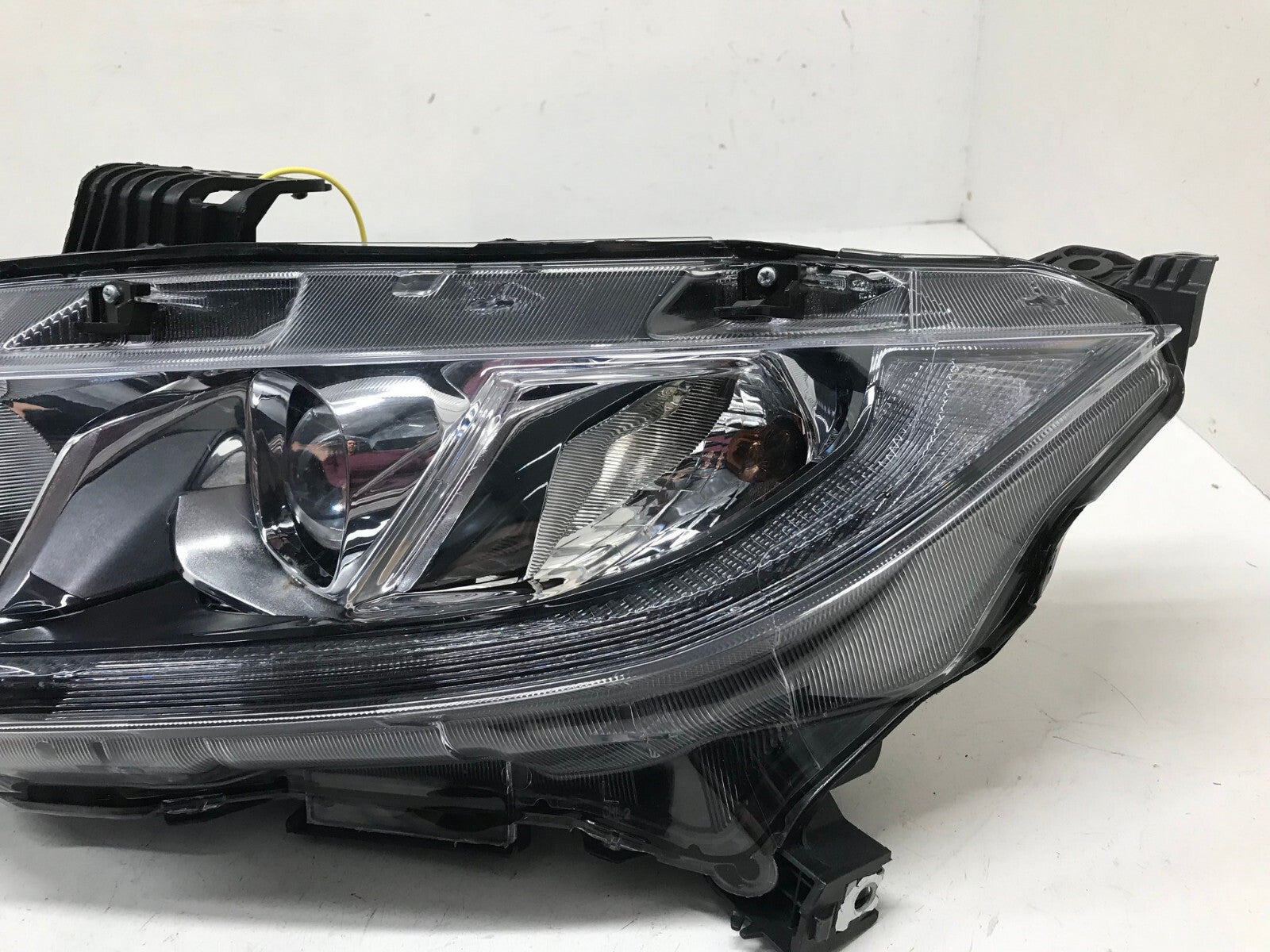 Headlight Damaged Left LH Driver 2016-2021 Honda Civic 33150TBAA01 OEM