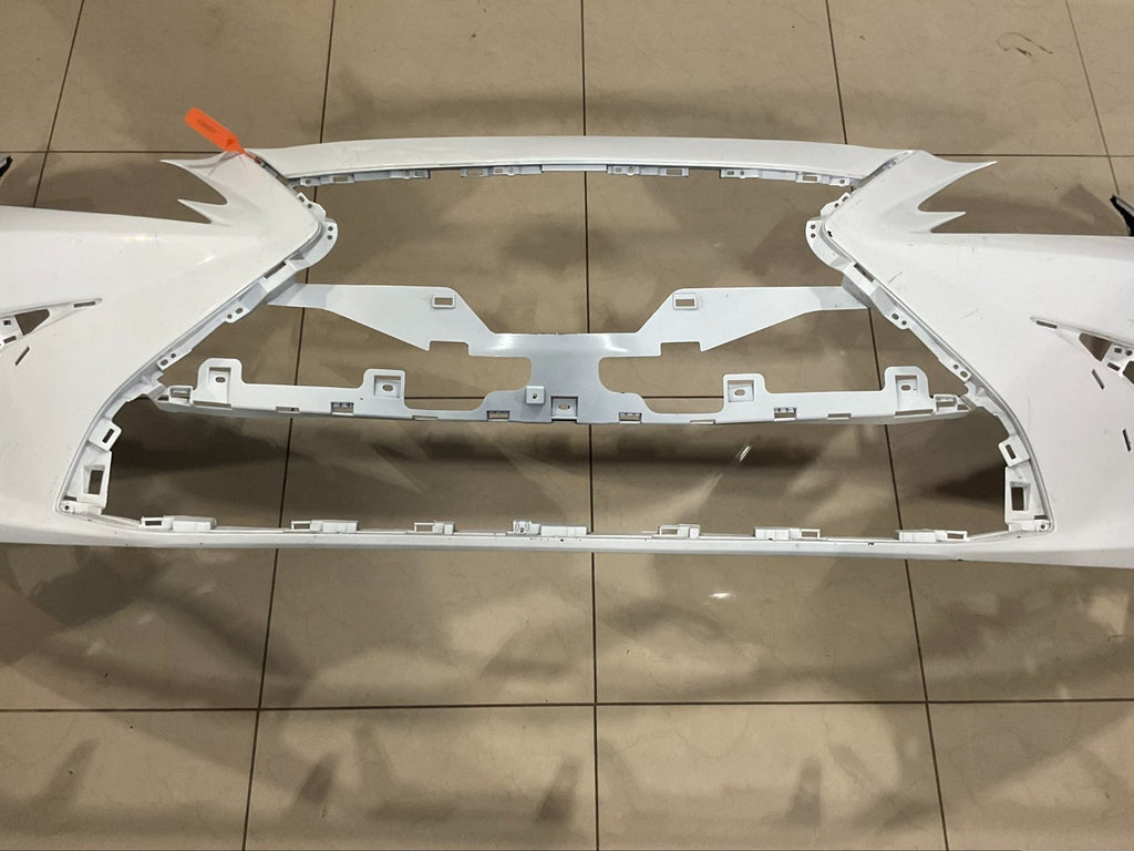 Front Bumper Cover White Lexus ES350 Base 2019 52119+06j00 OEM