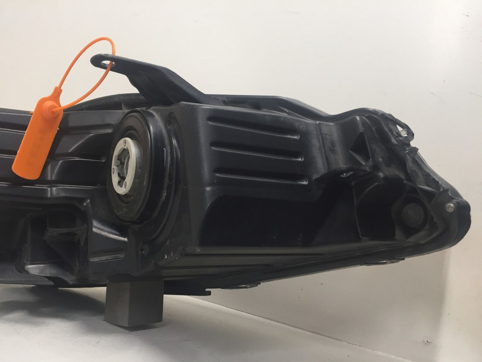 Head light Damaged Driver LH Left Toyota Camry 2015-2017 8111006860 OEM