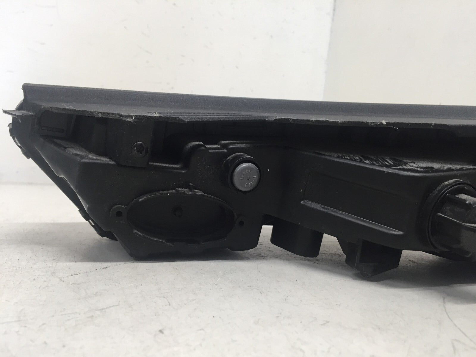 Daytime Running light Damaged Upper Mount Hyundai Palisade 2020 92208-S8010 OEM