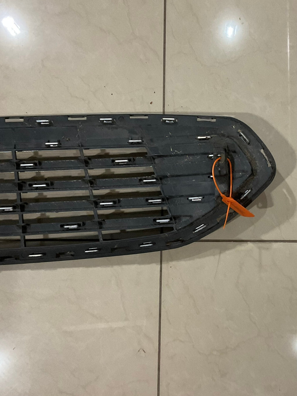 Grille Grill Black & Silver 2013 2014 2015 2016 Ford Fusion DS73-8150 OEM