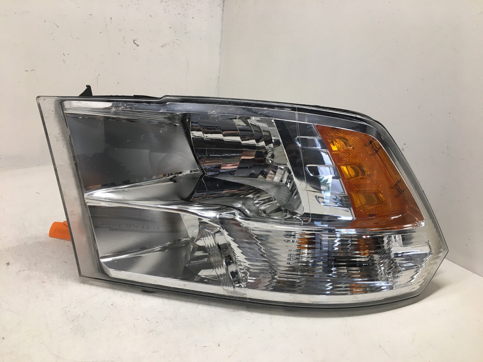 Halogen Headlight Damaged Left Driver LH Dodge Ram 2009-2018 68001485AC OEM