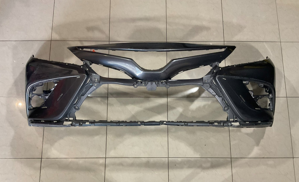Front Bumper Cover Grey 2018-2020 Toyota Camry Sport SE 52119+06e20 OEM