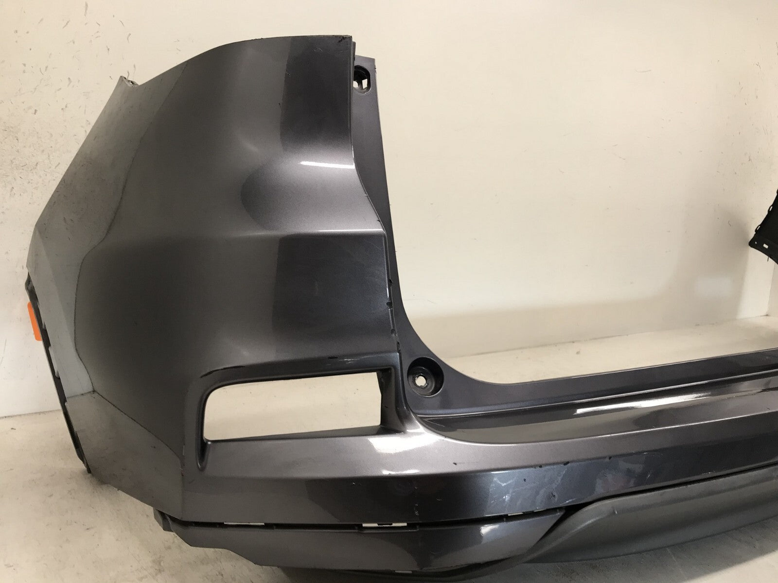 Rear Bumper Cover Honda CR-V LX/EX/EX-L/SE/Touring 2015 2016 71501-T1W-ZX00 OEM2